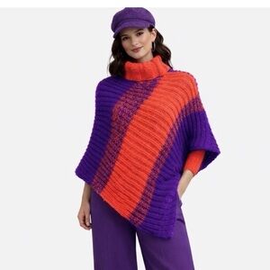 🧶 One of a kind hand knitted poncho OS